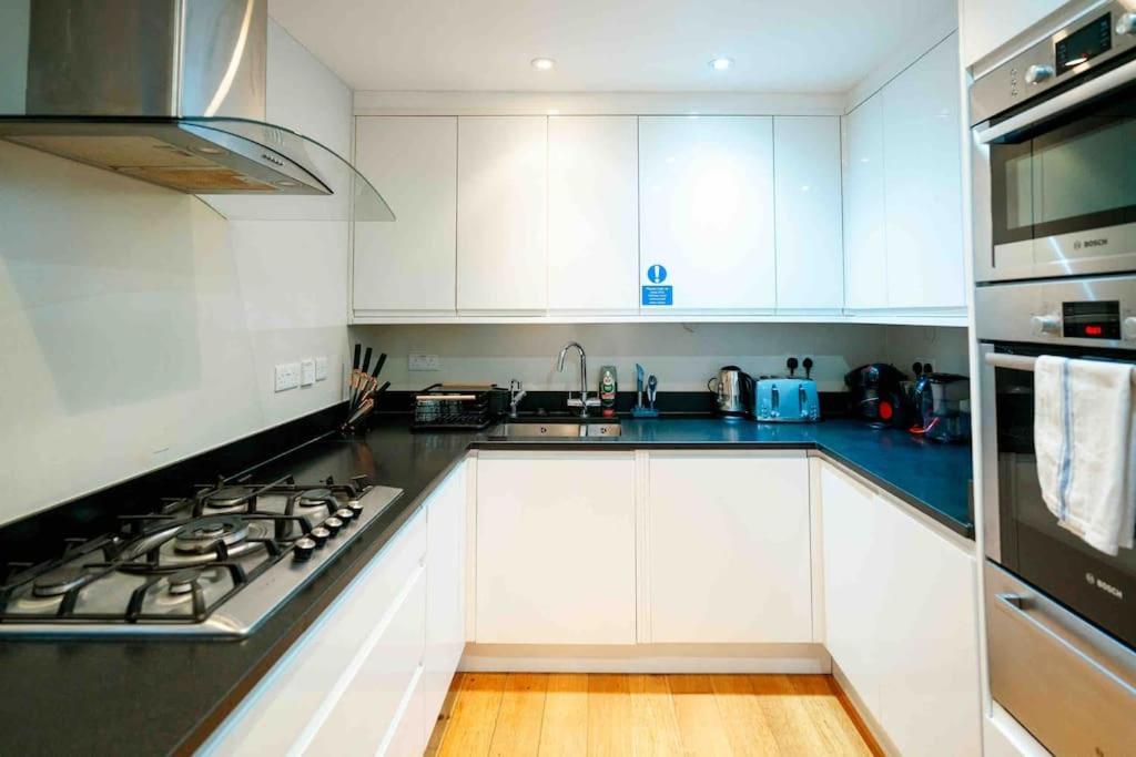 Spacious And Cosy 3Brs 5F House In Heart Of London Eksteriør bilde