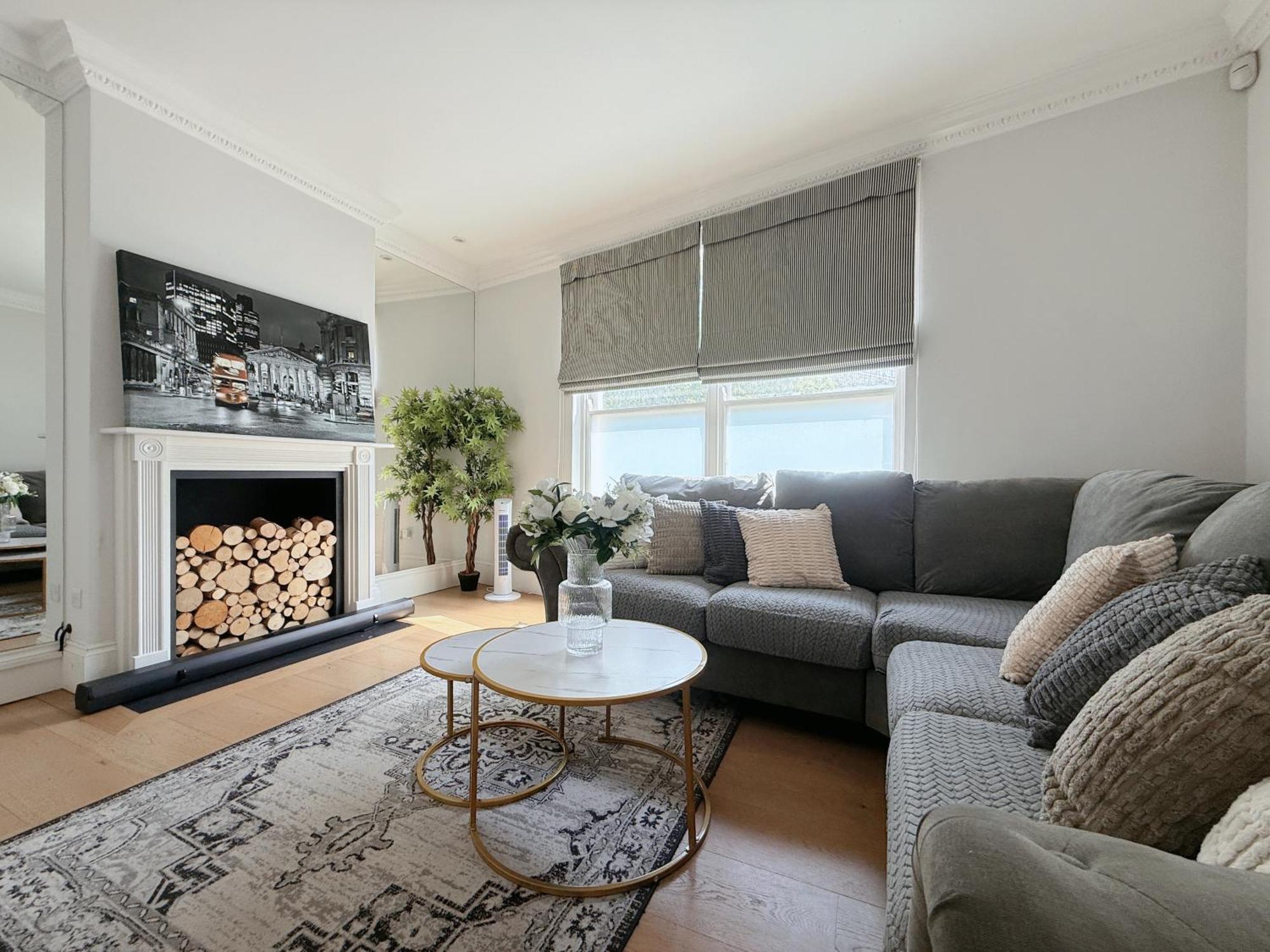 Spacious And Cosy 3Brs 5F House In Heart Of London Eksteriør bilde