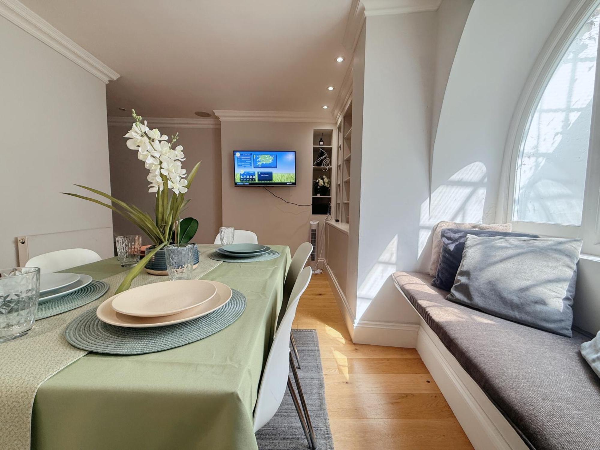 Spacious And Cosy 3Brs 5F House In Heart Of London Eksteriør bilde
